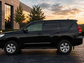 2021 Toyota Land Cruiser Prado 150 Series Рестайлинг 3, чёрный, 6800000 рублей, вид 5