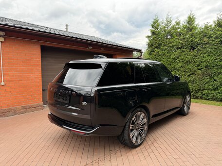 2024 Land Rover Range Rover P400 MHEV V, чёрный, 13600000 рублей, вид 3
