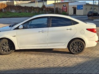 2013 Hyundai Solaris I, белый, 495000 рублей, вид 1