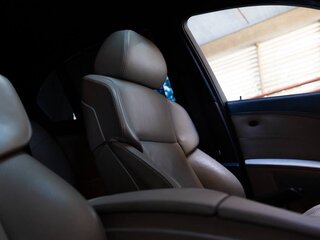 2005 BMW M5 IV (E60/E61), чёрный, 2400000 рублей, вид 4