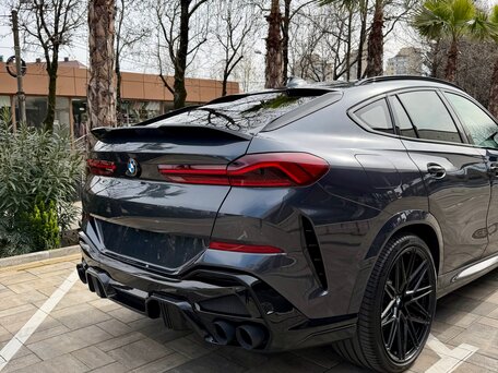 2021 BMW X6 40i III (G06), серый, 8600000 рублей, вид 5