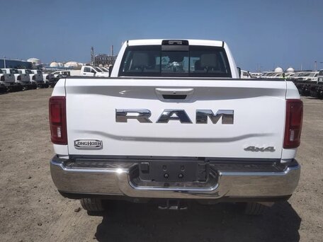 2025 RAM 3500, белый, 9200000 рублей, вид 2