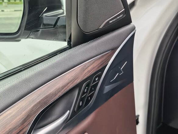 2019 BMW X3 30d xDrive III (G01), белый, 4300000 рублей - вид 12