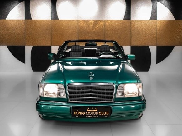 1994 Mercedes-Benz E-Класс 200 I (W124), зелёный, 3890000 рублей - вид 2
