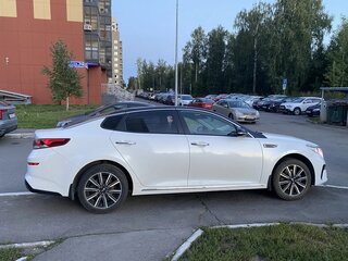 2018 Kia Optima IV Рестайлинг, белый, 1166000 рублей, вид 3