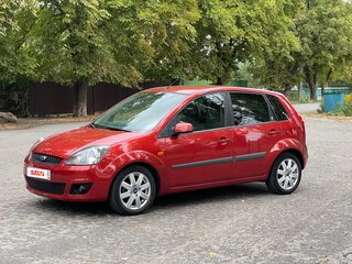 2007 Ford Fiesta Mk5, красный, 445000 рублей, вид 2