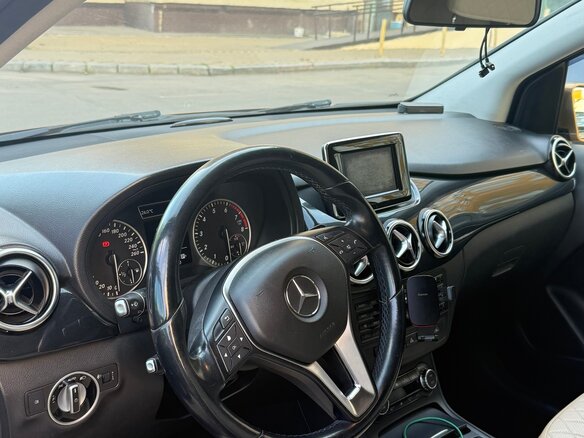 2012 Mercedes-Benz B-Класс 200 II (W246), бежевый, 951000 рублей - вид 5