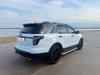 2014 Ford Explorer V, белый, 1470000 рублей, вид 4
