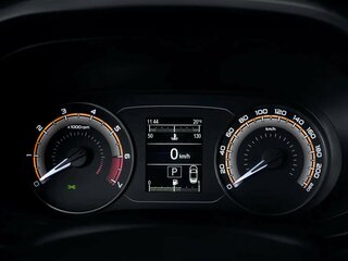 2026 Lada (ВАЗ) Iskra SW Cross, белый, 1827000 рублей, вид 3