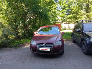 2008 Volkswagen Jetta V, красный, 300000 рублей, вид 2