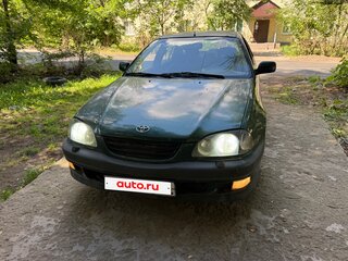 1999 Toyota Avensis I, зелёный, 200000 рублей, вид 2