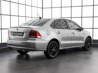 2018 Volkswagen Polo V Рестайлинг, серый, 1569000 рублей, вид 4