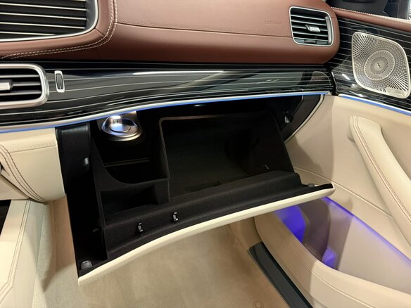2026 Mercedes-Benz Maybach GLS 600 I Рестайлинг, чёрный, 29980000 рублей - вид 29
