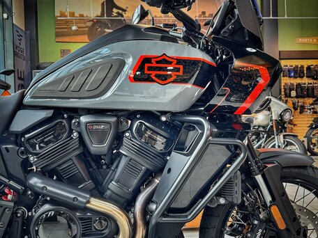 2026 Harley-Davidson Pan America Limited, серый, 3600000 рублей, вид 4