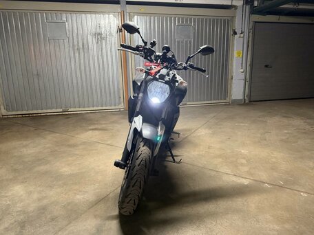 2015 Yamaha MT-07 (FZ-07), белый, 650000 рублей, вид 3