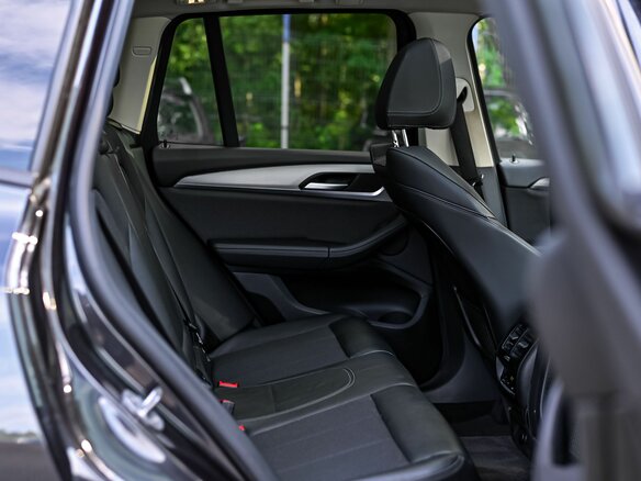 2018 BMW X3 20d xDrive III (G01), серый - вид 11