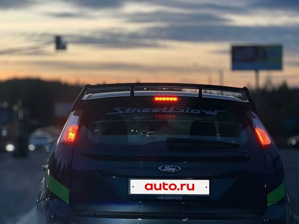 2010 Ford Focus II Рестайлинг, серый, 930000 рублей - вид 2