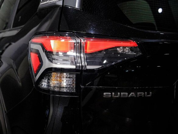 2026 Subaru Forester VI, чёрный - вид 9