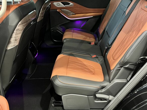 2025 Hongqi HS7 II, чёрный - вид 16