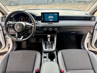 2023 Honda Vezel II, белый, 1867777 рублей, вид 5