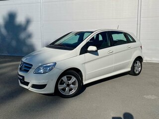 2011 Mercedes-Benz B-Класс 180 I (W245) Рестайлинг, белый, 795000 рублей, вид 1