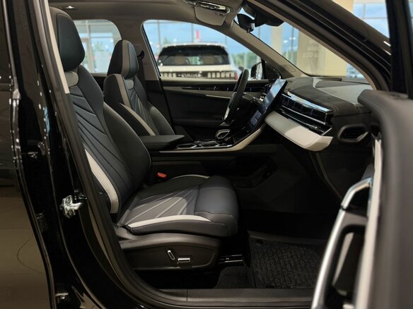 2026 Geely Atlas II, серебристый - вид 17