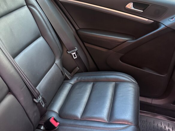 2012 Volkswagen Tiguan I Рестайлинг, красный - вид 17