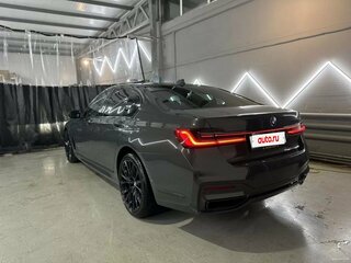 2021 BMW 7 серии 730d xDrive VI (G11/G12) Рестайлинг, серый, 7200000 рублей, вид 5