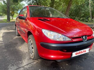 2008 Peugeot 206, красный, 299000 рублей, вид 2