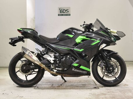 2018 Kawasaki Ninja 400, чёрный, 629000 рублей, вид 2