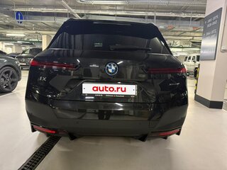 2022 BMW iX xDrive40 I (I20), чёрный, 6500000 рублей, вид 5