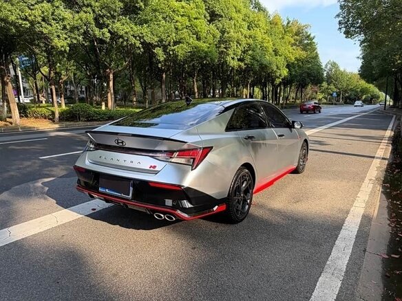 2024 Hyundai Elantra VII (CN7) Рестайлинг, серебристый, 1873000 рублей - вид 4