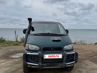 1996 Mitsubishi Delica IV, зелёный, 900000 рублей, вид 1