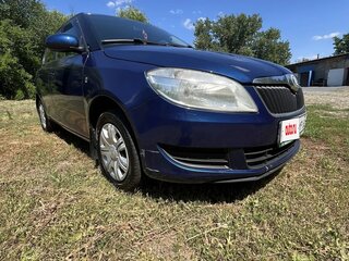 2010 Skoda Fabia II Рестайлинг, синий, 520000 рублей, вид 4