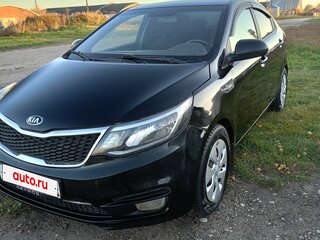 2016 Kia Rio III Рестайлинг, чёрный, 539000 рублей, вид 2