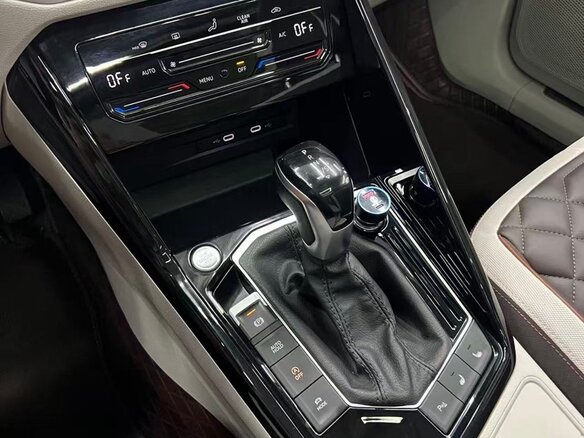 2022 Volkswagen Tayron I Рестайлинг, синий, 2650000 рублей - вид 33