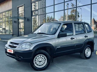 2013 Chevrolet Niva I Рестайлинг, серебристый, 539000 рублей, вид 1