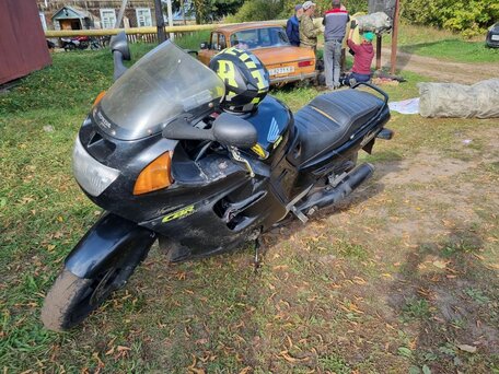 1991 Honda CBR 1000F, чёрный, 190000 рублей, вид 5