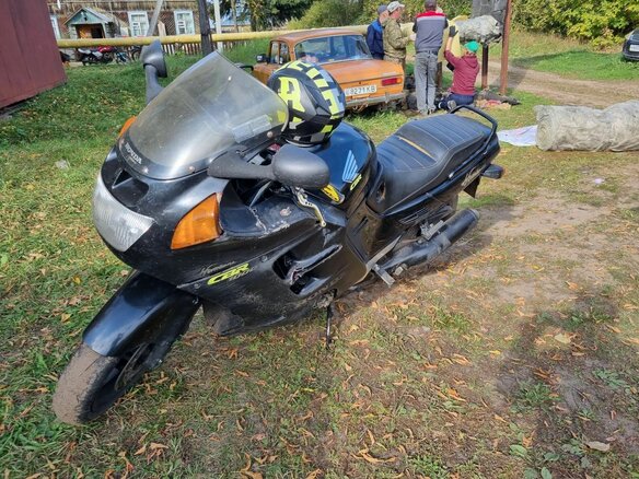 1991 Honda CBR 1000F, чёрный, 190000 рублей - вид 4