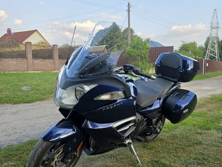 2014 Triumph Trophy 1200, синий, 742786 рублей, вид 4