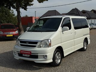 2000 Toyota Regius I Рестайлинг, белый, 890000 рублей, вид 3