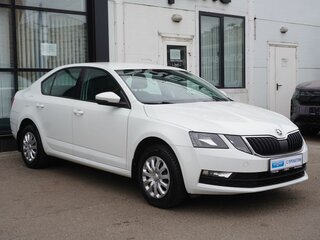 2020 Skoda Octavia III (A7) Рестайлинг, белый, 1605000 рублей, вид 3