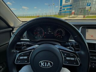 2019 Kia Optima IV Рестайлинг, серебристый, 2500000 рублей, вид 5
