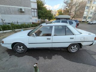 1987 Mitsubishi Galant V, белый, 150000 рублей, вид 4
