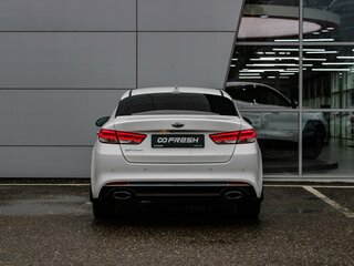 2017 Kia Optima IV, белый, 1600000 рублей, вид 4