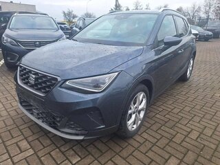 2022 SEAT Arona I Рестайлинг, серый, 1572000 рублей, вид 3
