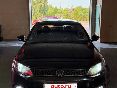 2013 Volkswagen Jetta VI, чёрный, 1330000 рублей, вид 4