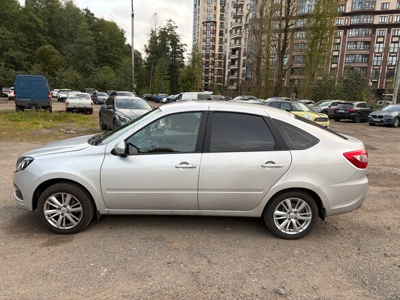 2024 Lada (ВАЗ) Granta I Рестайлинг, серый, 850000 рублей - вид 2
