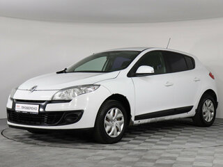 2012 Renault Megane III Рестайлинг, белый, 550000 рублей, вид 1