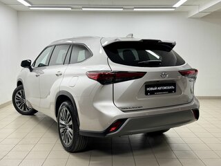 2026 Toyota Highlander IV (XU70), серый, 5700000 рублей, вид 4